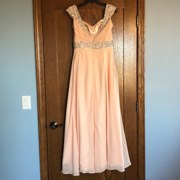 Prom dresses - Picture 8 of 8